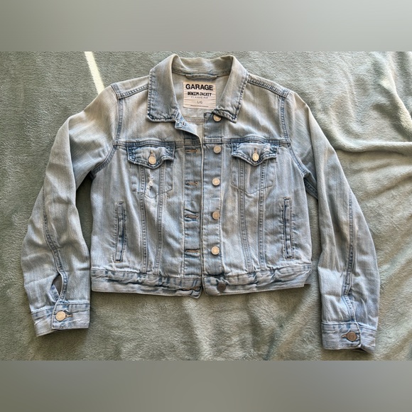 Denim Jacket - Light Wash - Picture 1 of 4